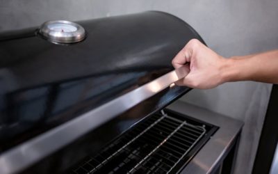 Comment nettoyer un barbecue sans abîmer les surfaces ?